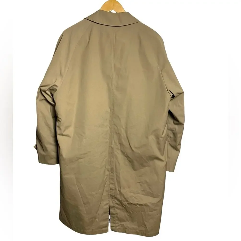 Vintage London Fog Men's Classic Tan khaki Trench Coat with zip liner medium 40